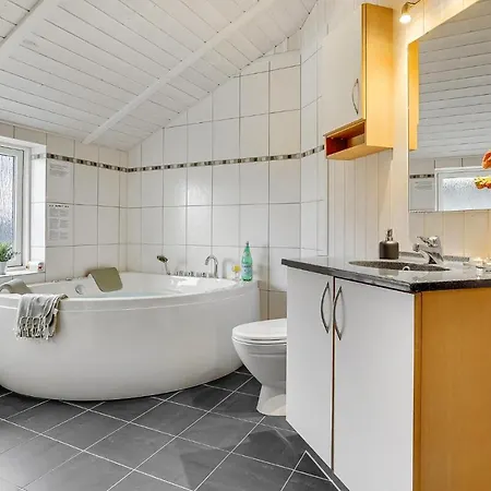 Stunning In Haderslev With Kitchen Rade
